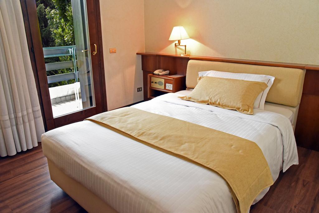 Hotel Bellavista Montebelluna Eksteriør bilde